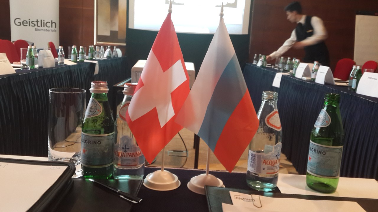 Опыт применения коллагеновой матрицы Mucograft в клинической практике.