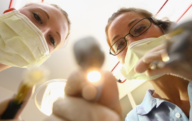 Свободная тема. Стоматологи отвечают на&nbsp;вопросы.